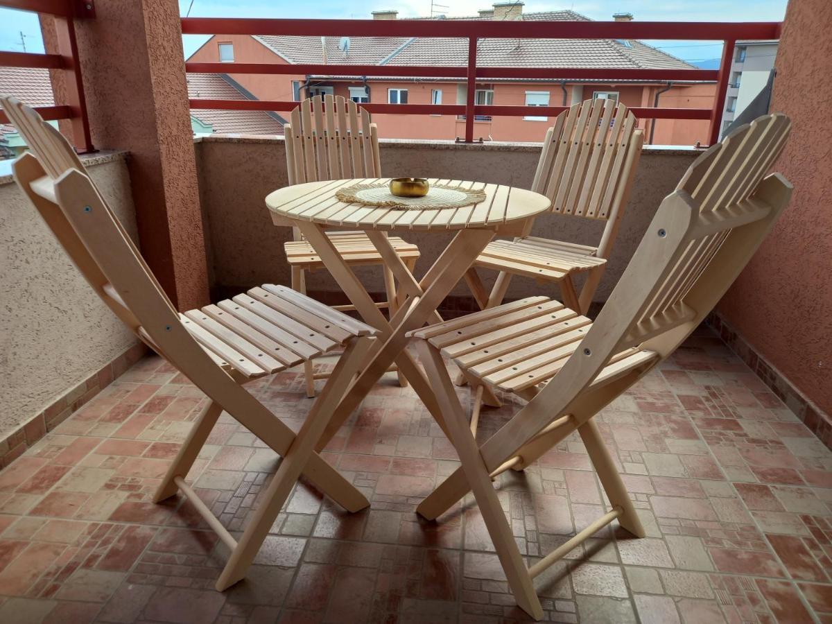 Apartman Marija Paraćin Exterior foto